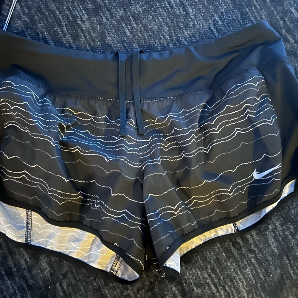 Nike Women's Black and Gray Wave Athletic Shorts